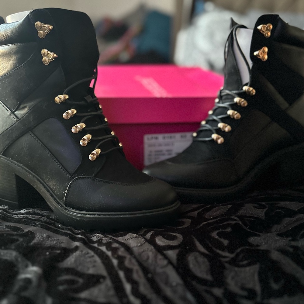 Elegant Black Women's Booties